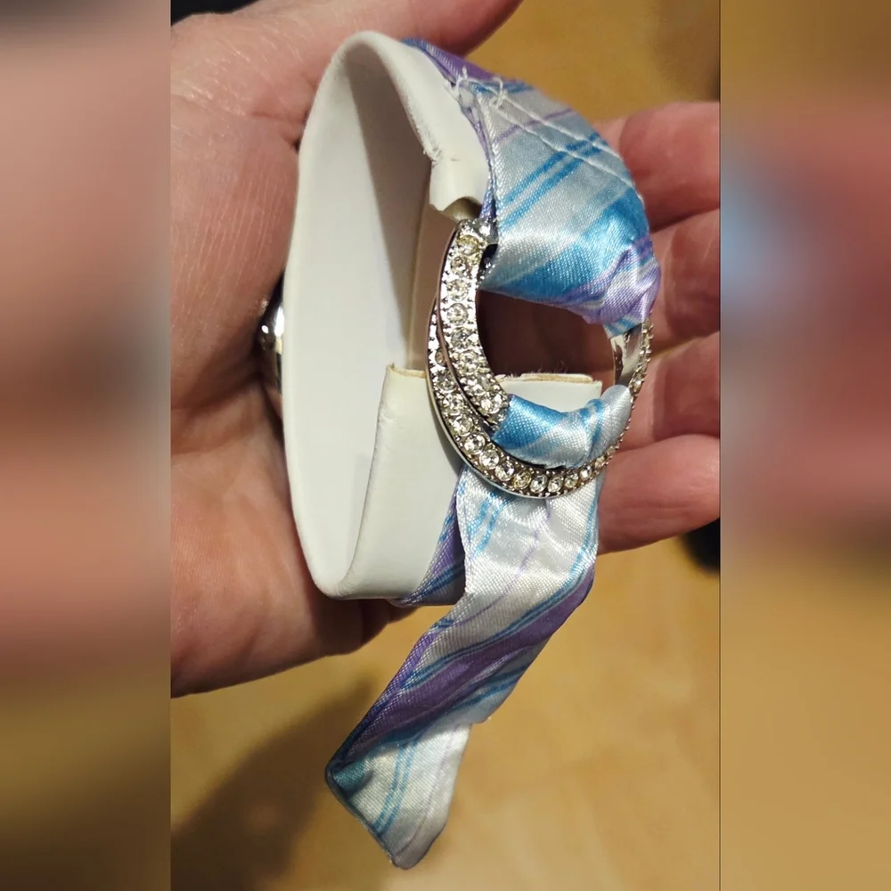Accutime Kessaris Rhinestone 1.5